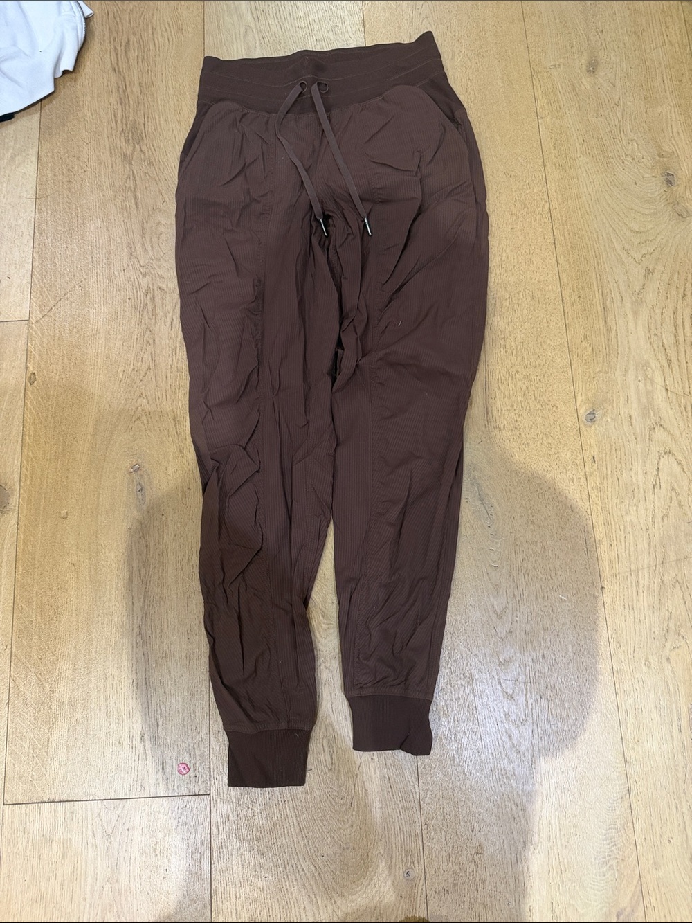 Women’s Lululemon Brown Jogger Pants